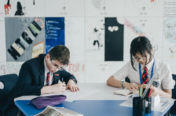 上海哈罗外籍人员子女学校招生简章(幼儿园-高中)(图4)